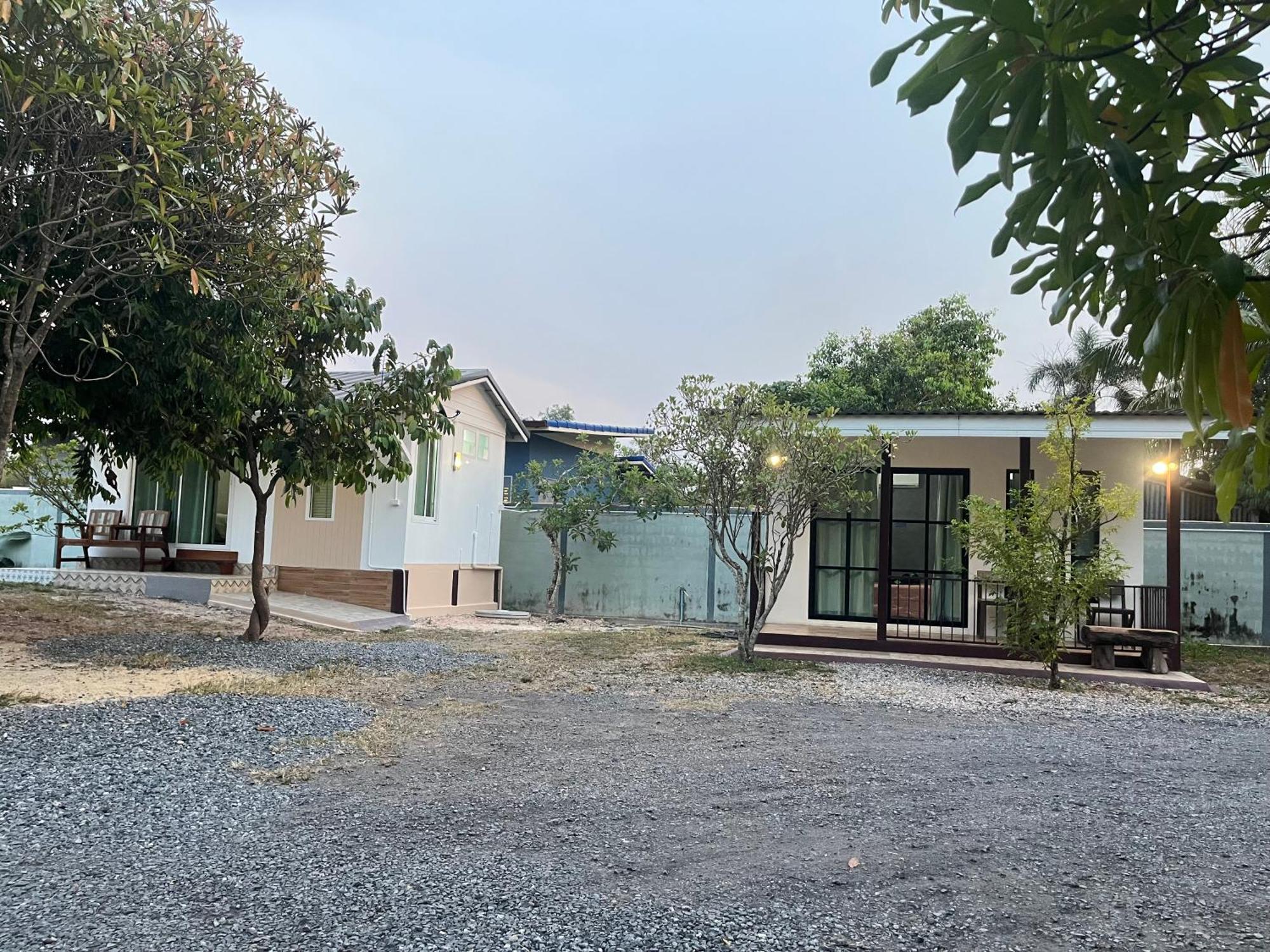 Sangkaset Resort Ban Mong Muang Exterior foto