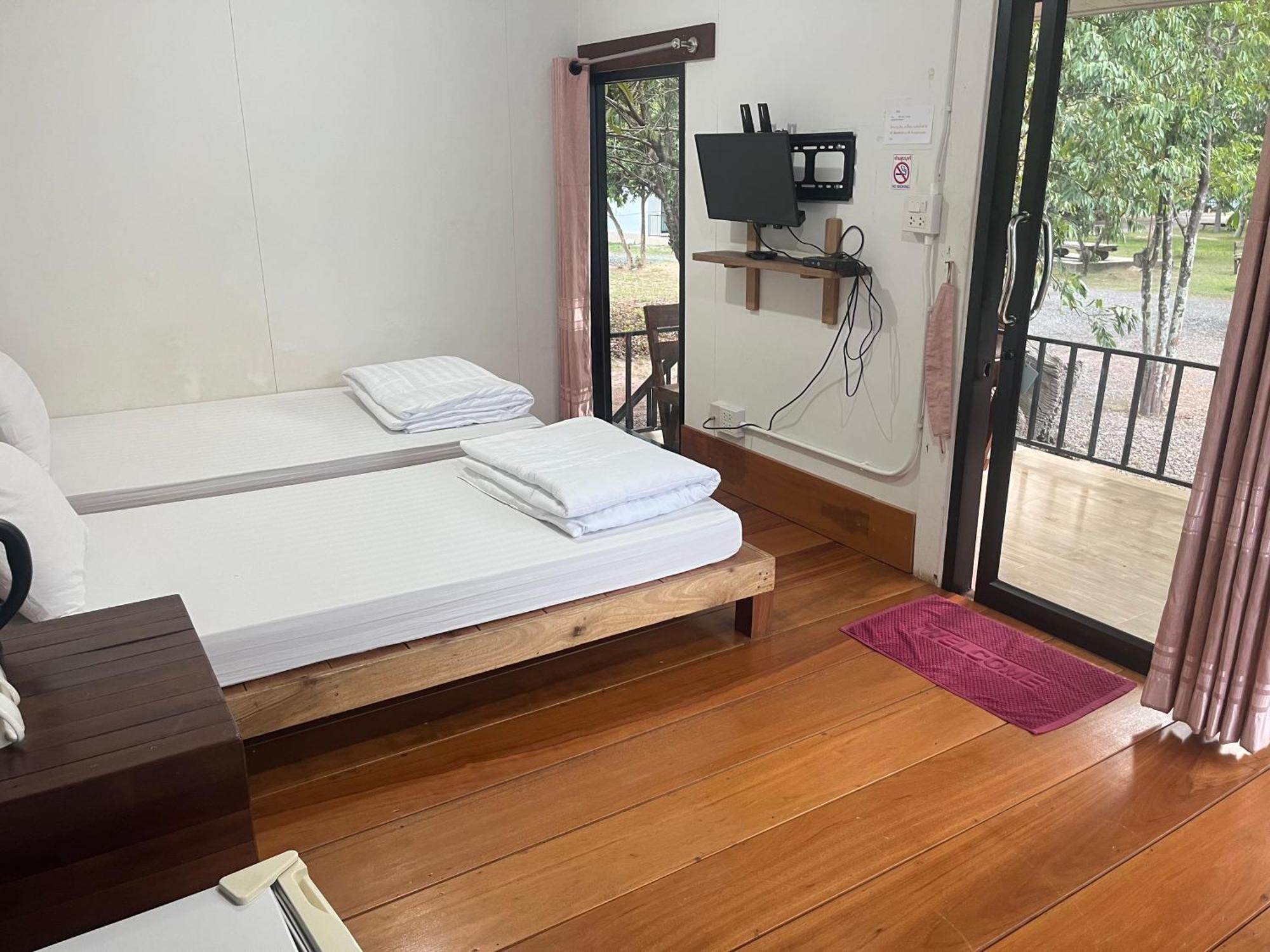 Sangkaset Resort Ban Mong Muang Exterior foto